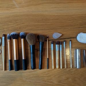 Make-up Brushes